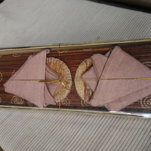 Dinner Set Waterhyacinth Batik Process
